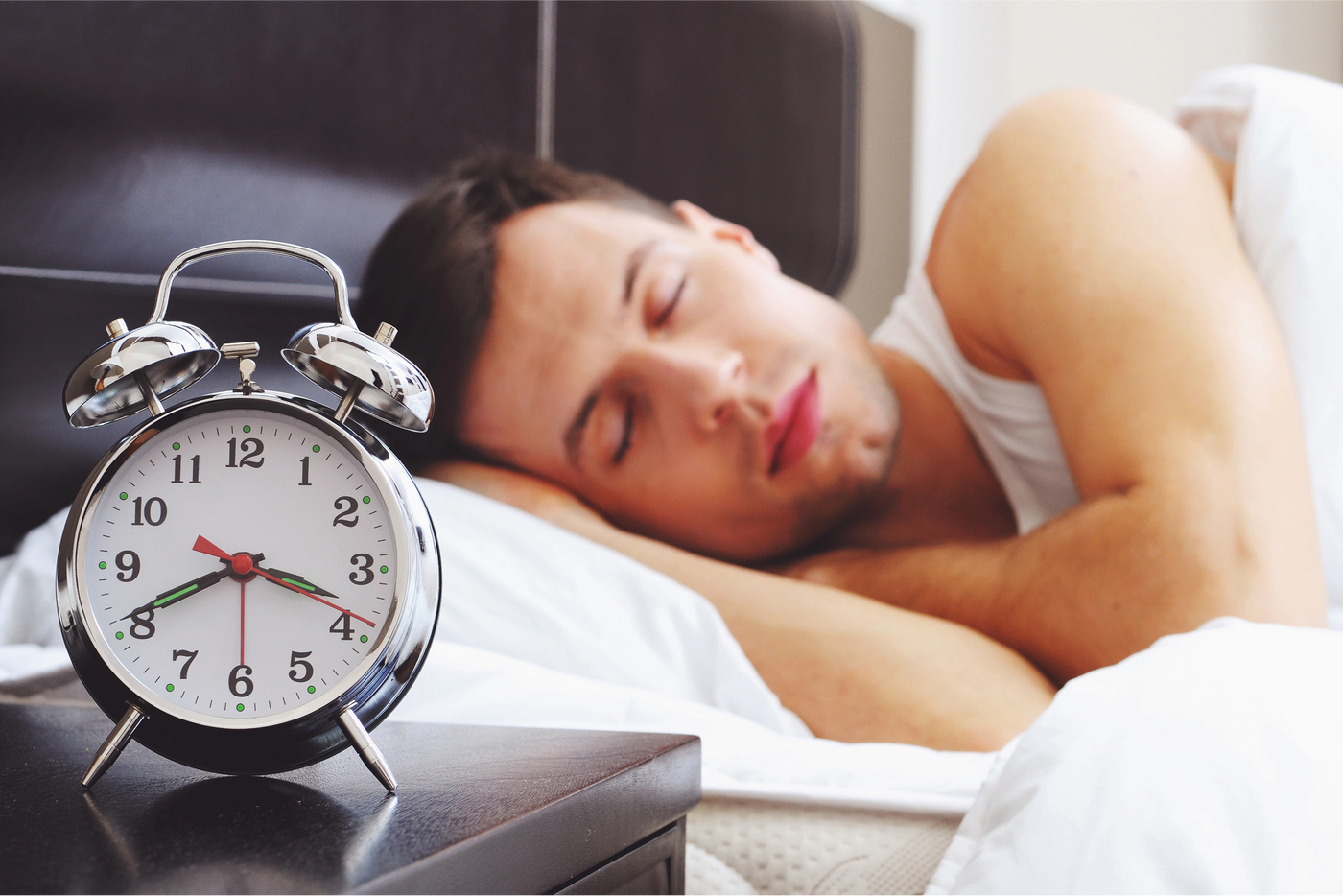 How Melatonin Can Help Reset Your Circadian Rhythm After A Disruption or Irregular Schedule